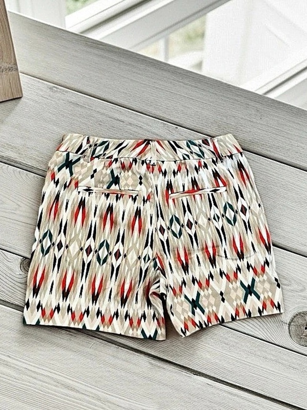 White House Black Market Geometric High Waist Shorts, Size 2, NWOT